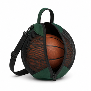Sac en filet pour basket-ball avec construction respirante et espace de rangement spacieux, conçu pour un transport facile des ballons et de l'équipement sportif - Product Image 1
