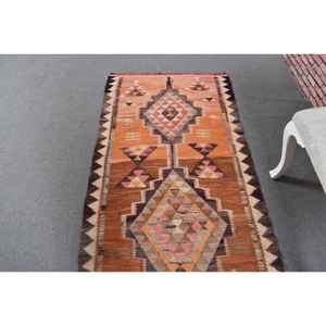 Alfombra Turca Vintage de 3x8.7 pies, Alfombra de Pasillo, Alfombra de Lana Naranja Kilim - Product Image 4