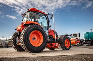 Tracteur de chantier avec cabine 70 CV |   Le Haut Rendement |   Équipement Neilo - Product Image 6