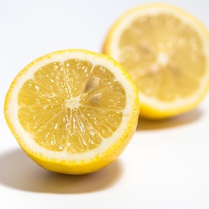 Limones frescos Eureka a granel Limones frescos Eureka con aroma cítrico natural y textura jugosa para venta al por mayor grande - Product Image 5