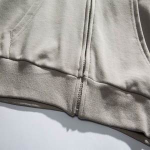 Sudadera con capucha bordada de algodón de gran tamaño para hombre Básicos transpirables para invierno Precio bajo Sudadera con capucha básica de alta calidad - Product Image 5