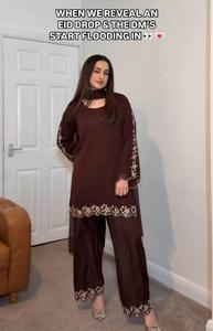 Diseñador Heavy Faux Georgette bordado trabajo con manga con espejo superior y Palazzo con Dupatta traje conjunto por exportación - Product Image 3