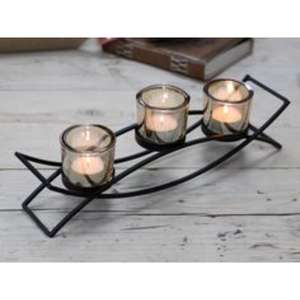 Elegante portavelas de hierro negro con una base redonda resistente y detalles ornamentados para un acento de decoración del hogar sofisticado y atemporal - Product Image 3