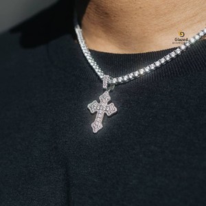 Bijoux religieux glacés en diamants Moissanite Hip Hop Jesus Pendentifs et breloques de bijoux fins personnalisés en argent sterling 925 - Product Image 4
