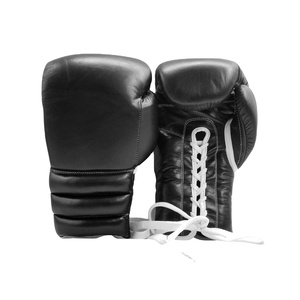 Guantes de Boxeo Personalizables de Cuero Vacuno Premium con Cierre de Cordones y Gancho en la Muñeca, Logotipo Personalizado con Serigrafía - Product Image 4