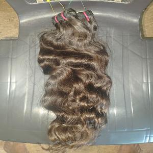 Extensiones de cabello rubio 613, proveedores de cabello humano rubio rizado en Chennai - Product Image 2