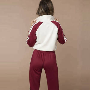 Ensemble de survêtement décontracté pour femme en polyester léger, taille élastique, poches latérales, pantalon cargo long, logo frontal - Product Image 5