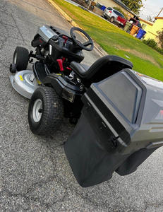 Nuevo Cortacésped de Jardín con Asiento Murray | Motor Briggs & Stratton de 42 pulgadas y 13.5 HP - Product Image 4