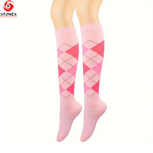 Chaussettes pour femmes à la mode, design élégant, coton doux, impression numérique, séchage rapide, logo personnalisé, usage quotidien en automne - Product Image 3