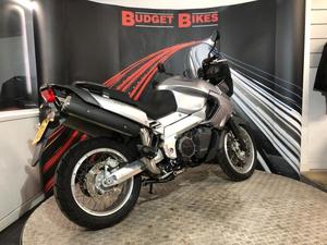 Vente en gros Aprilia CAPONORD 1000cc Sportbike Rare d'origine britannique BHP 98 ETB Faible kilométrage Meilleur prix vélo d'occasion - Product Image 2