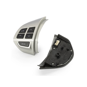 ปุ่มควบคุมพวงมาลัยรถยนต์มิตซูบิชิ ปาเจโร สปอร์ต MK2 - Product Image 4