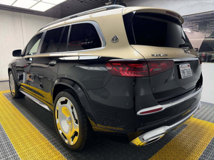 Mercedes-Benz GLS 600 Mercedes-Maybach 4MATIC 2024 Negro Especial, Asientos de Cuero, Bluetooth, Ruedas Premium, Sistema de Navegación - Product Image 4