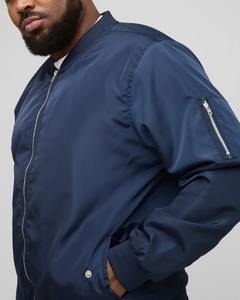 Chaqueta Universitaria Versátil de Satén Estilo Americano para Hombre, Chaqueta de Béisbol Lisa con Cierre de Cremallera Resistente al Viento - Product Image 5