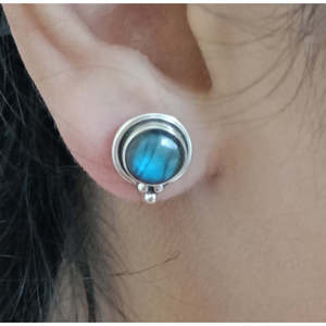 Boucles d'oreilles en or rose avec labradorite, argent sterling fait main, design unique et élégant - Product Image 5