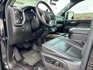 2021 GMC Sierra 3500 Denali Leather Seats Boîte de vitesses automatique arrière en aluminium - Product Image 6