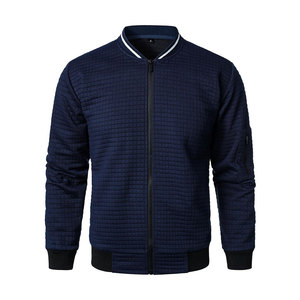 Meilleure vente Bomber de style unique pour hommes Service OEM Vêtements pour hommes Bomber Blouson bombardier à manches longues avec logo brodé pour hommes - Product Image 2