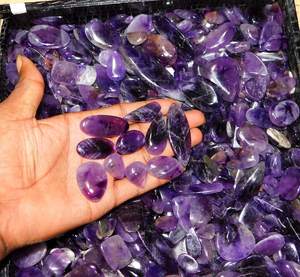 Cabochon d'améthyste violette Améthyste de qualité supérieure Pierres précieuses minérales en vrac pour la fabrication de bijoux polis à la main - Product Image 4