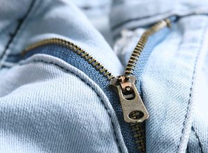 Pantalones vaqueros rasgados desgastados para hombre de talla grande, transpirables, hechos a medida, acampanados, pantalones vaqueros para niños, ropa de calle - Product Image 4