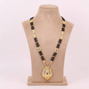 มนต์ทอง, เครื่องประดับแบบดั้งเดิม, จี้ mangalsutra สำหรับผู้หญิง, เครื่องประดับฤดูแต่งงาน, chapado En Oro laminado - Product Image 1