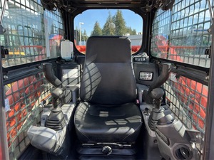 2021 Kubota-Minicargadora compacta de 74HP con gran elevación y durabilidad, - Product Image 6