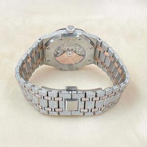 Montre de luxe à mouvement à quartz en acier inoxydable avec diamants en moissanite, cadran en verre, bracelet en or jaune - Product Image 2