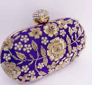 Zardozi-Bolso de mano púrpura, embrague bordado para boda - Product Image 5