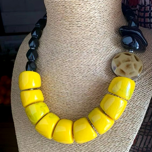 Ocasión y artículos de fiesta Collar de cuentas de resina para fiestas de boda Compromiso Fiestas de Navidad y ropa de oficina - Product Image 1