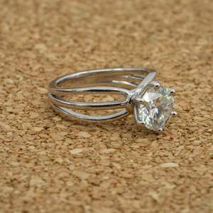 Premium 14k Or Lab Grown Diamond Ring Round Brilliant Cut Solitaire E Color VVS2 Clarity Bague de fiançailles en gros pour les bijoux - Product Image 2