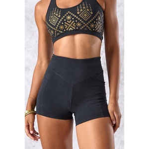 Shorts de Yoga Moldeadores para Mujer, Elásticos en Cuatro Direcciones, para Práctica Profesional en Estudio y en Casa - Product Image 3