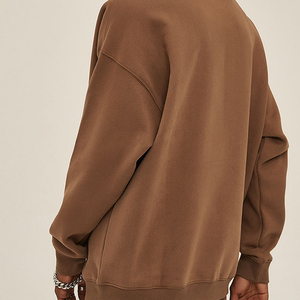 Sudadera extragrande personalizada para hombre, cuello redondo de poliéster y algodón, teñida Lisa para uso en invierno - Product Image 3