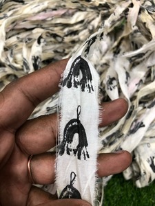 Filamento teñido de cinta cosida lateral de gasa azul personalizado para tejer bordado tejido-Reventa para tiendas de diseñadores de moda - Product Image 3