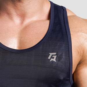 Camiseta sin mangas azul para hombre - Product Image 4