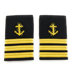 Gorget brodé à la main en tissu écologique, couleur personnalisée, haute qualité, dentelle brodée de haute qualité, en vente - Product Image 1