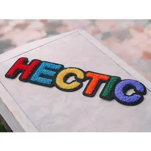 Écusson PVC brodé thermocollant de concepteur 3D personnalisé logo tissé en chenille lettre pour tissu logo tissé par transfert de chaleur - Product Image 3