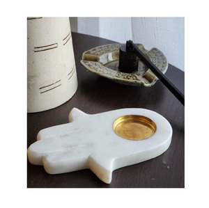 Mármol Diya suave hecho a mano pulido Pooja Diya ideal para templos hogares rituales de meditación festivales y uso espiritual - Product Image 1