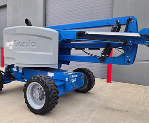 Nacelle articulée Genie Z-45/25 Diesel 4x4 autopropulsée, plateforme aérienne, système hydraulique, équipement de construction, 227 kg - Product Image 3