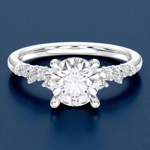 Juego de puntas de anillo de compromiso de solitario de diamante de corte redondo cultivado en laboratorio de 1,75 quilates de oro macizo para mujer - Product Image 5