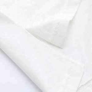 Camiseta de mujer de gran tamaño de alta calidad Estilo casual popular con logotipo personalizable en las mangas delanteras Último diseño - Product Image 3