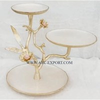 Fantaisie New Look Gâteau Stand Martelé Designer Gris Couleur Métal Table Top Gâteau Stand 3 Niveaux Maison Table À Manger Décoration Gâteau Outils