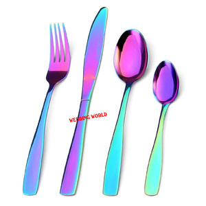 Cubiertos de metal dorado Cubiertos de mesa hechos a mano con estilo y de diseñador Cubiertos mentales al por mayor - Product Image 2