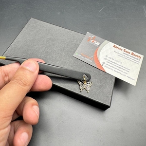 Pince à cils professionnelle en or noir à 90 degrés Logo personnalisé pince à cils papillon en acier inoxydable pince à épiler pince à cils - Product Image 6