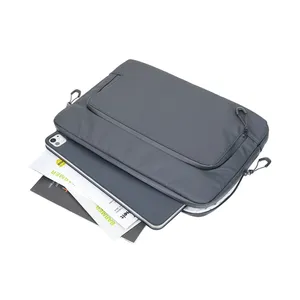 Custodia Nera per Computer da Lavoro per Gadget Personalizzati con 2 Borse Portaoggetti - Product Image 5
