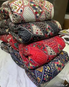 ผ้าทอพิมพ์ลายทางผ้าเรยอน100% สำหรับเด็กผู้ชายเด็กผู้หญิงเสื้อผ้าสำหรับชุดเดรสจาก Raghuveer 45S * 45S สร้างสรรค์
