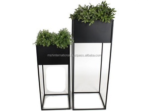 Jardinière dorée de petite taille avec support en métal pour table de décoration intérieure Pot de fleur décoratif personnalisé pour jardin - Product Image 5