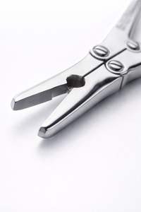 Rongeur de Doble Acción de Acero Inoxidable |   Instrumento Quirúrgico Ortopédico para Cortar Huesos |   Proveedor OEM - Product Image 3