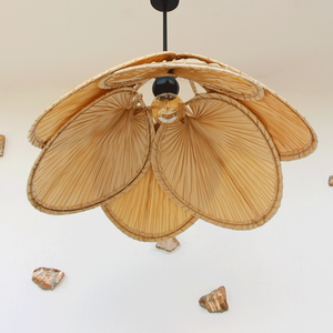 Abanico Decorativo de Bambú Hecho a Mano VGREENART con Luces, Origen Vietnam - Product Image 2