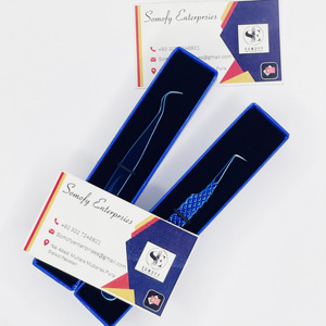 Pinzas de pestañas azules curvadas de 90 grados de acero inoxidable con etiqueta privada personalizada, pestañas de punta de fibra de Nano agarre Antiestático de precisión - Product Image 6