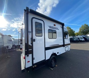 Meilleure vente : Nouveau modèle 2026 Jayco Jay Feather Air SL 15TBSL, confortable et en excellent état, prêt à la vente - Product Image 1