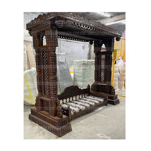 Birmanie teck bois artisanat Jhula à vendre Designer fait à la main teck bois balançoire/Jhula haute qualité balançoire en bois pour la décoration intérieure UK - Product Image 1