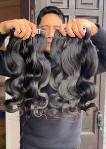 ผมต่อแบบลอนไม่ใช้สารเคมีมัดผมมนุษย์ที่ไม่ผ่านการ100% จากเวียดนาม - Product Image 6